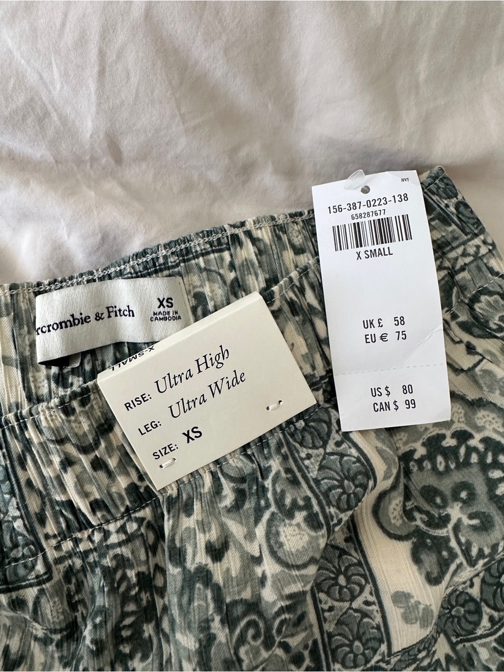 Abercrombie & Fitch Sage Green Printed Wide Leg Pants - Picture 3 of 4